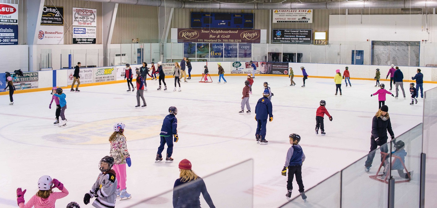 Family skates are a great way to get the whole family active (Photo: Town of Huntsville)