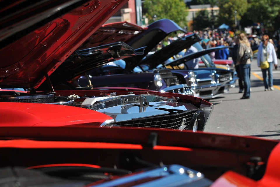 Shades of Autumn Car Show revs up Main Street Huntsville on September