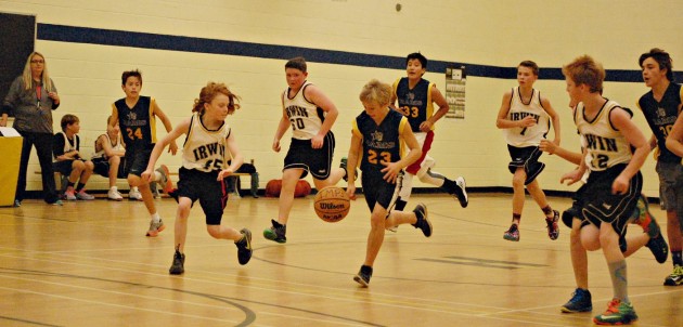 Courting fun at elementary school basketball tournament