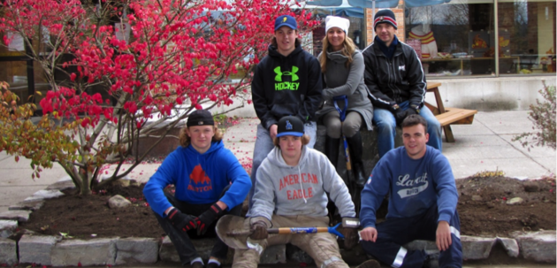 MBRP Major Midgets Give Back to Their Community