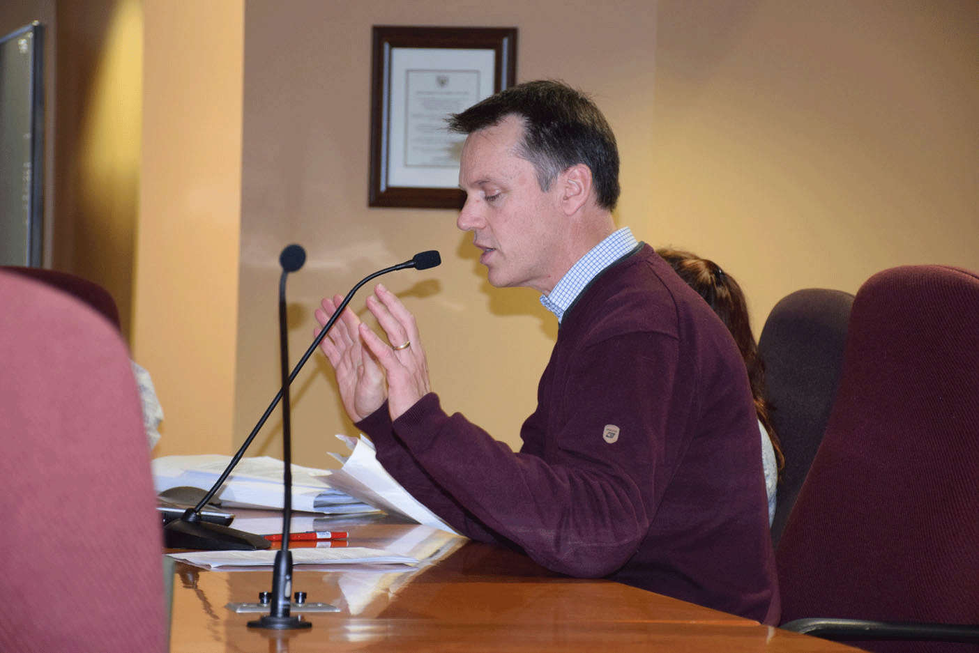 Mike Pearse of Towingo College tries asks committee to consider denying developent on Vernon Lake.
