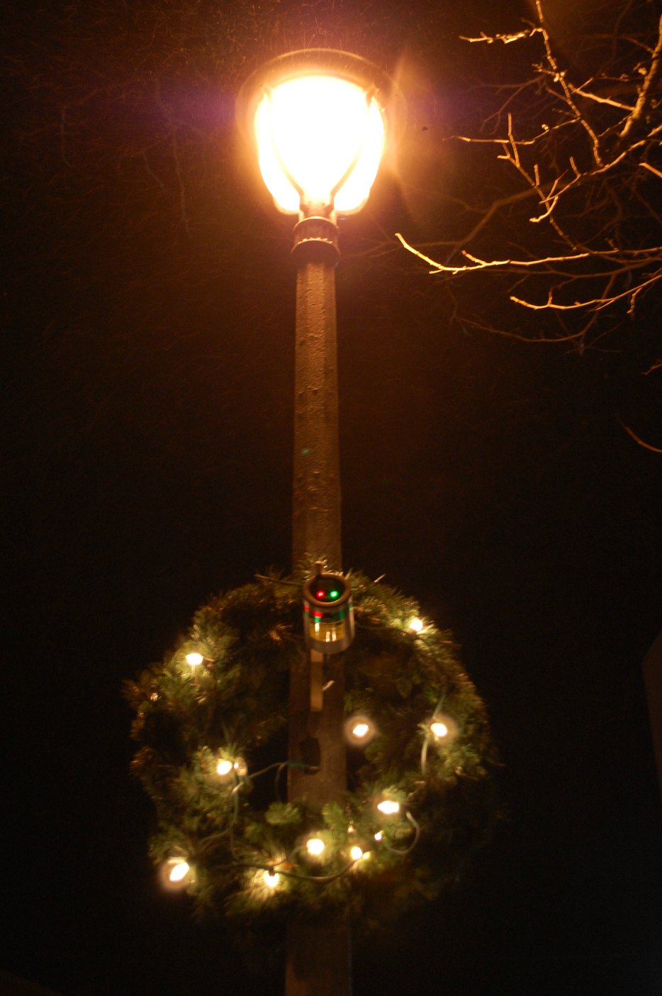 New laser projectors are part of the Downtown BIA's Christmas decor