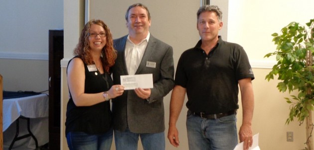 Muskoka Builders’ Association donates portion of funds from Home & Cottage Show to Habitat for Humanity