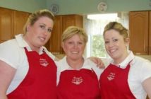 Linda Rosbottom with her daughters