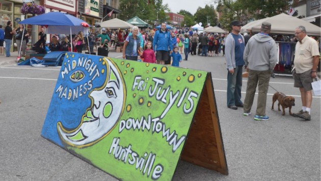 Another great Midnight Madness in downtown Huntsville: Photo Gallery