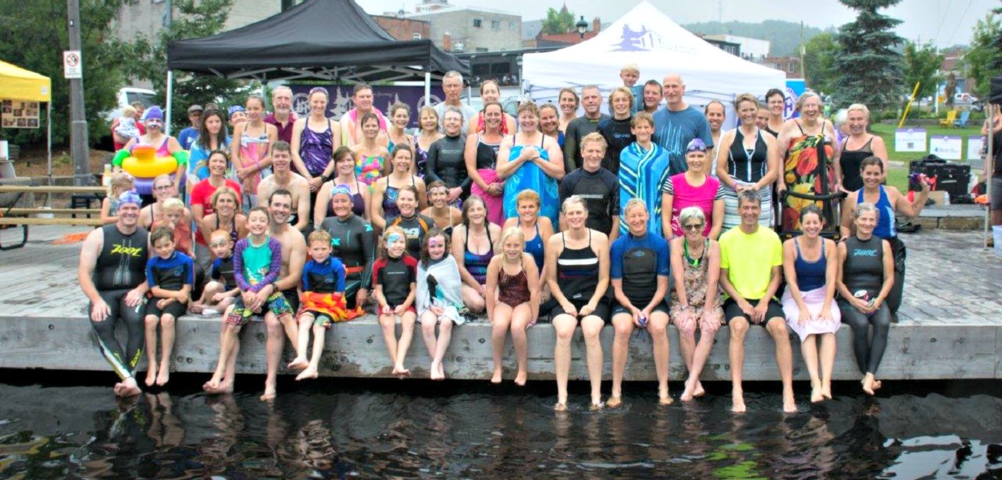Participants in the 2015 Swim for Hospice