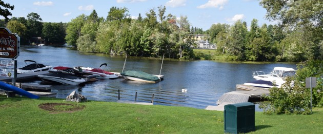 Private docking operation near Summit Centre allowed to continue – for now