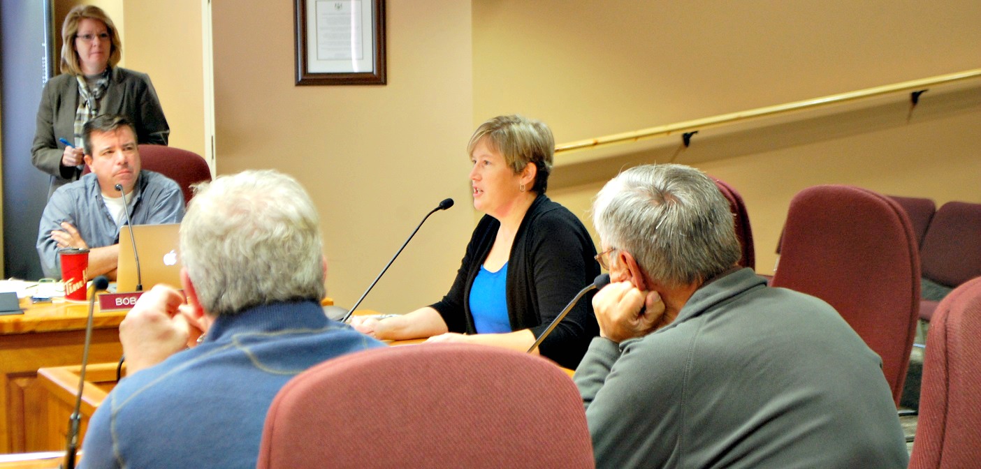 Robin Brushey gives a deputation about the Huntsville Skating Club to General Committee