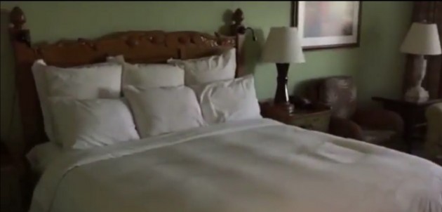 Our Town with Grant Nickalls: Sleeping in hotels