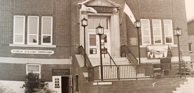 It’s Wayback Wednesday: Flying flags