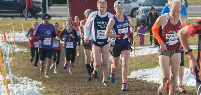 Jessica Sheppard (centre, right) on her way to a first-place finish in her division (Photo: Athletics Canada)