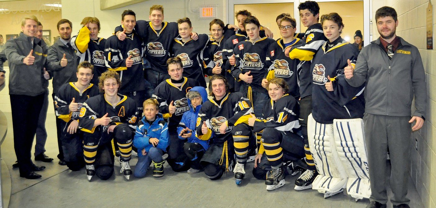 The Armstrong Dodge AE Otters with Hudson (left front in blue) and Dylan Black (with hood) from Perth, Australia