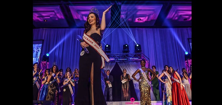 Ciara Thompson waves to the audience after being crowned Miss Canada 2017 (Photographer: Stéphane Leroux)