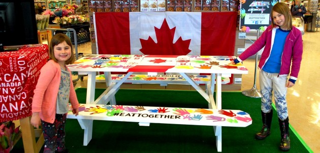 Robinson’s promotes inclusion with #eattogether picnic table