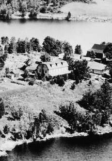 An early aerial photo of the Grandview Inn (From Susan Pryke's book Huntsville: With Spirit and Resolve)