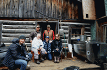 Family members are always willing to spend a day helping out in the bush. It's not all work no play. As you can see, everyone appears to be happy to pitch in.