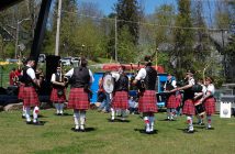 The Cameron of Lochiel Pipes and Drums kicked off the music