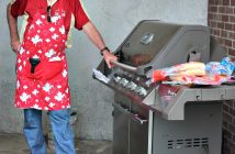 Frank Langston grills up tasty burgers and hot dogs at the Legion (Photo: Grant Gibbs)