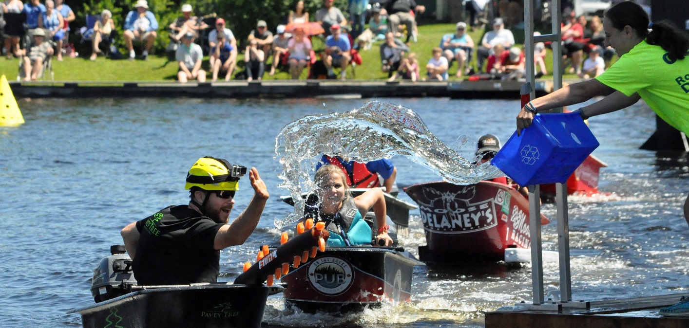 Pavey Tree’s captain isn’t deterred by the water bucket as he reaches to ring the bell first (Photo: Cheyenne Wood)