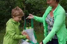 Lukas picks apples with his Oma for the first time