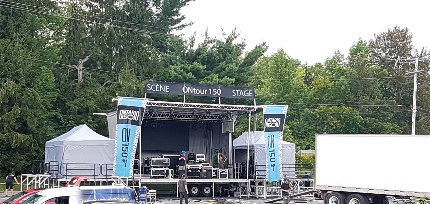 ONtour stage