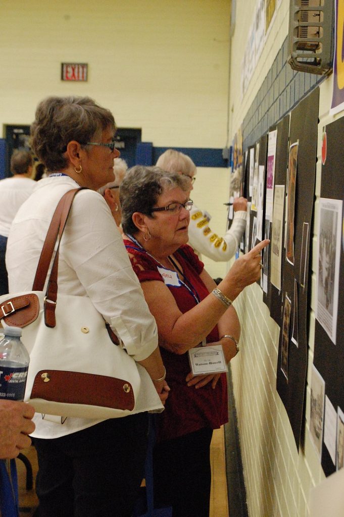 Arla Watson-Howell examines an old class photo