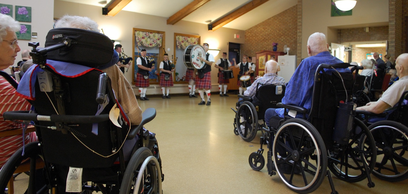 Cameron of Lochiel Pipes and Drums play at Fairvern Nursing Home