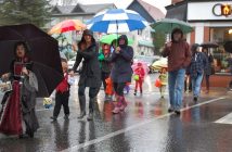 The rain couldn't keep these trick-or-treaters away