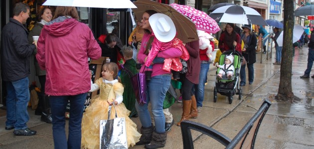 Lions and unicorns and skunks, oh my! Annual Tiny Tots Parade delights young trick-or-treaters