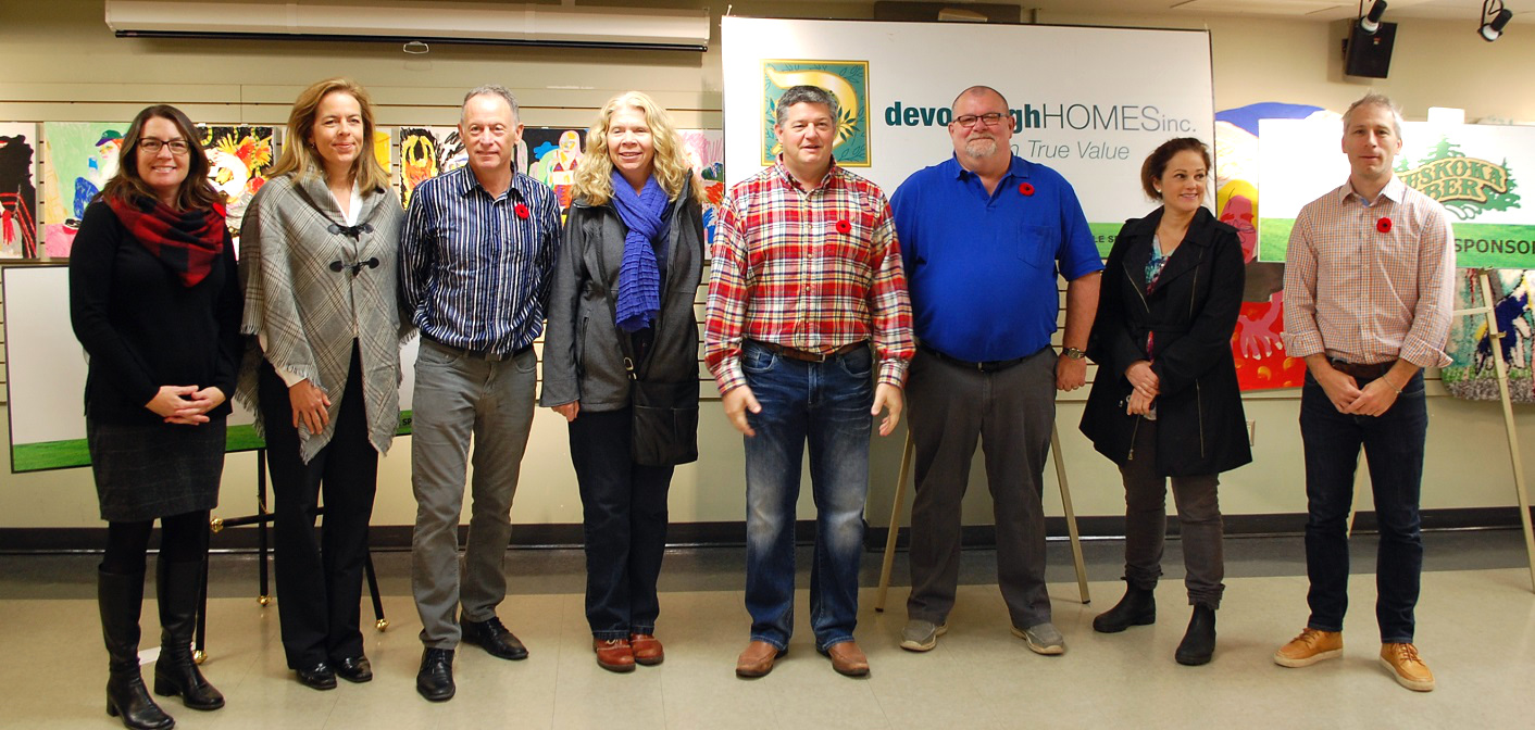 Members of the 2017 Mayor's Charity Golf Tournament Committee (from left) Trish Kruusmagi, Laura Lewis, Myke Malone, Ruth Holloway, Mayor Scott Aitchison, Rob Barnetson, Alison Withey and Sean Adam