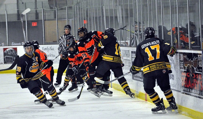 The Otters met the Midland Flyers at home on November 26