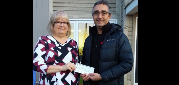 Spin the Lakes donates $10,000 to local branch of Canadian Mental Health Association