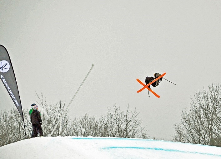 Ethan Murdy sails over a jump on his way to Gold at the 2018 Timber Tour stop at Hidden Valley Highlands Ski Area