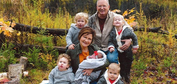 Susan and Kevin Billingsley with their grandchildren (supplied photo)