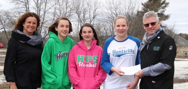 A local initiative helps HPS students raise money for year-end class trips