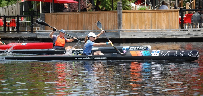 Vadim Lawrence (back) and Christina Sutcliffe at the start of the solo heat