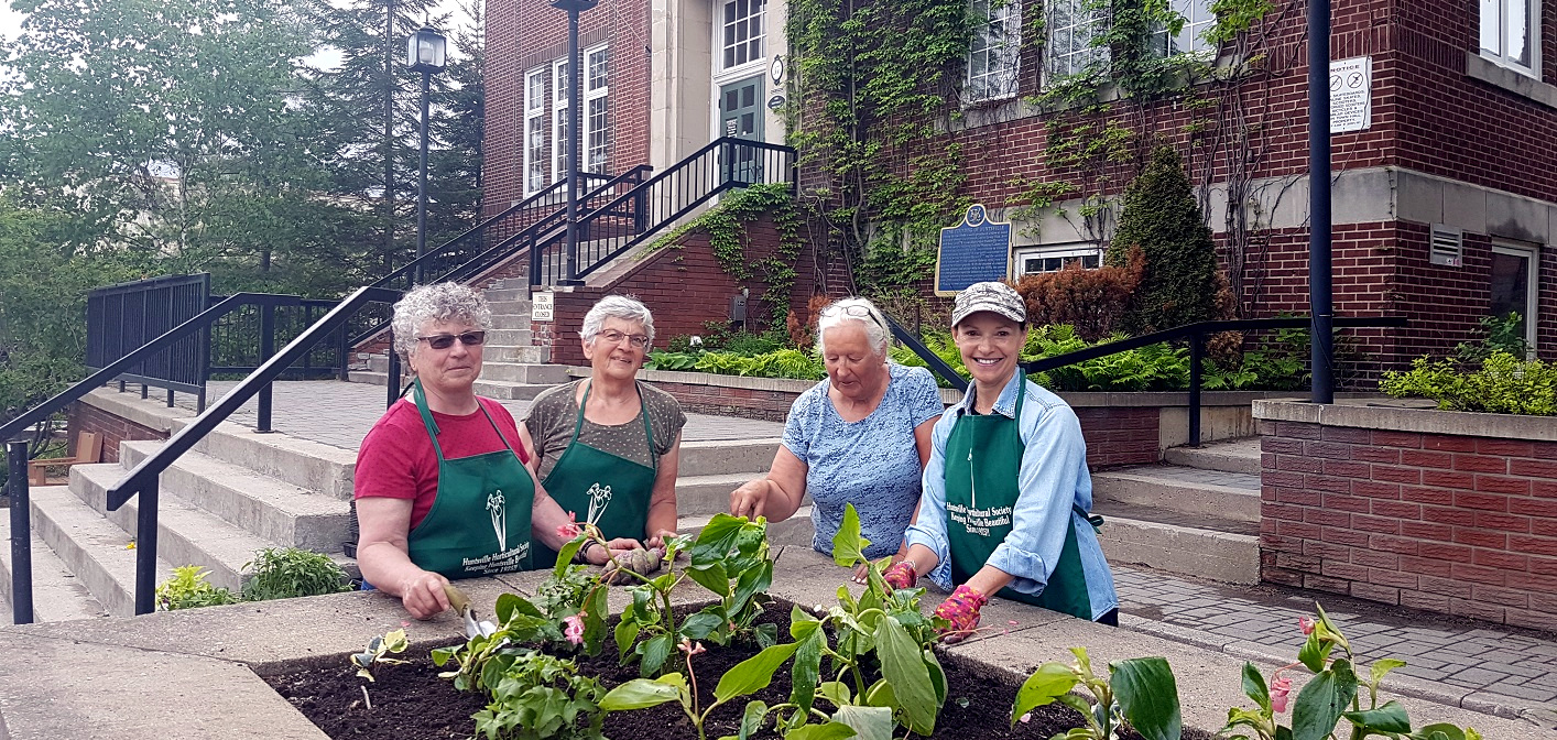Huntsville Horticultural Society volunteer gardeners (from left) Donna Griffin-Smith, Rosemarie Toelke, Patricia Axbage and Terri Yocom (Photo: Dawn Huddlestone)