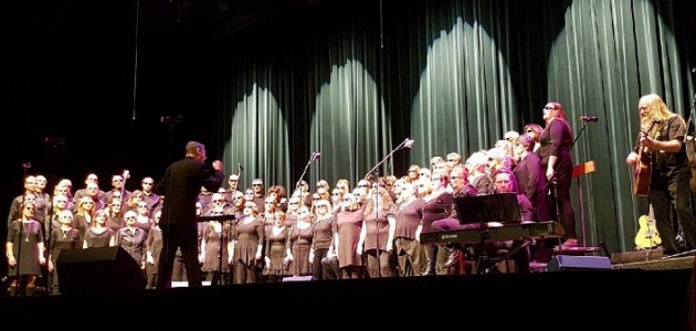 Like to sing? The Muskoka Rock Choir wants you!