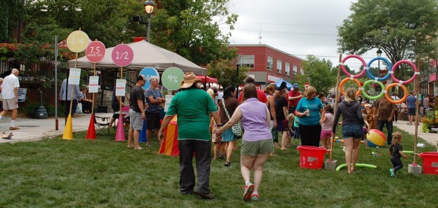 Summer Sidewalk Sale 2018: in photos