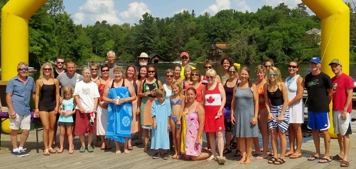 The 2018 Swim for Hospice participants