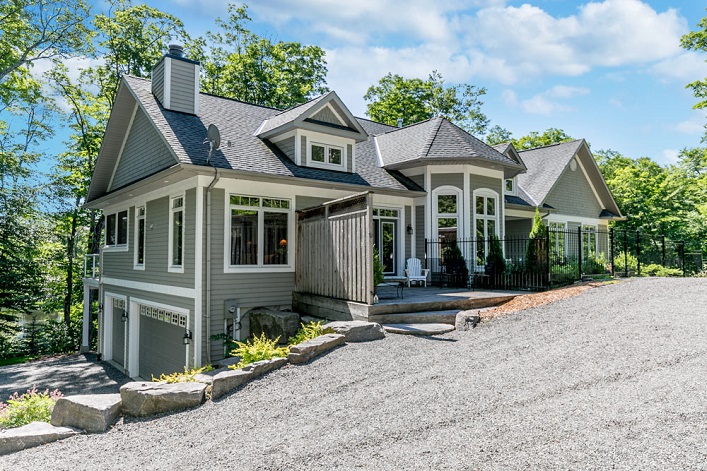 103 Deerfoot Trail