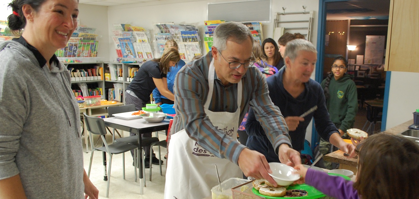 Spruce Glen breakfast program Lyndsay Buttus, MP Tony Clement and Lorna Hughes