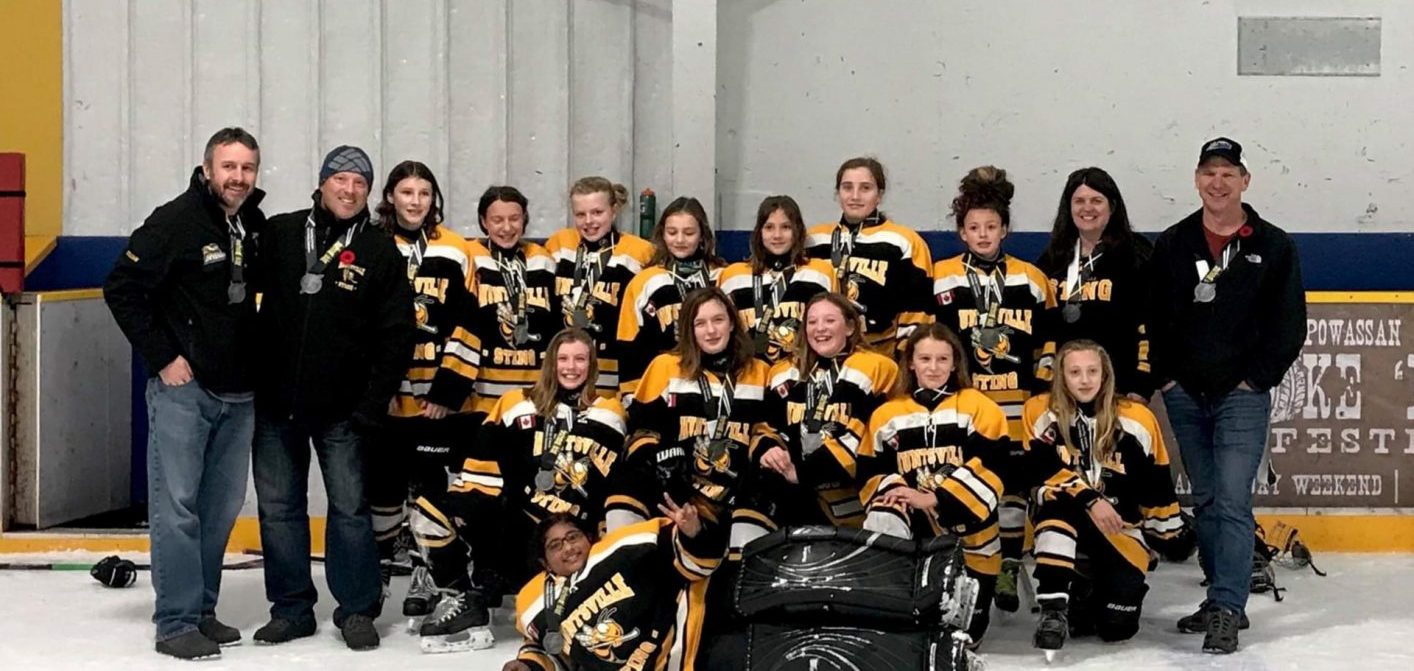 Huntsville PeeWee Black Sting win silver at North Bay Ice Boltz 2018 tournament (Photo: Tracy Fowler)