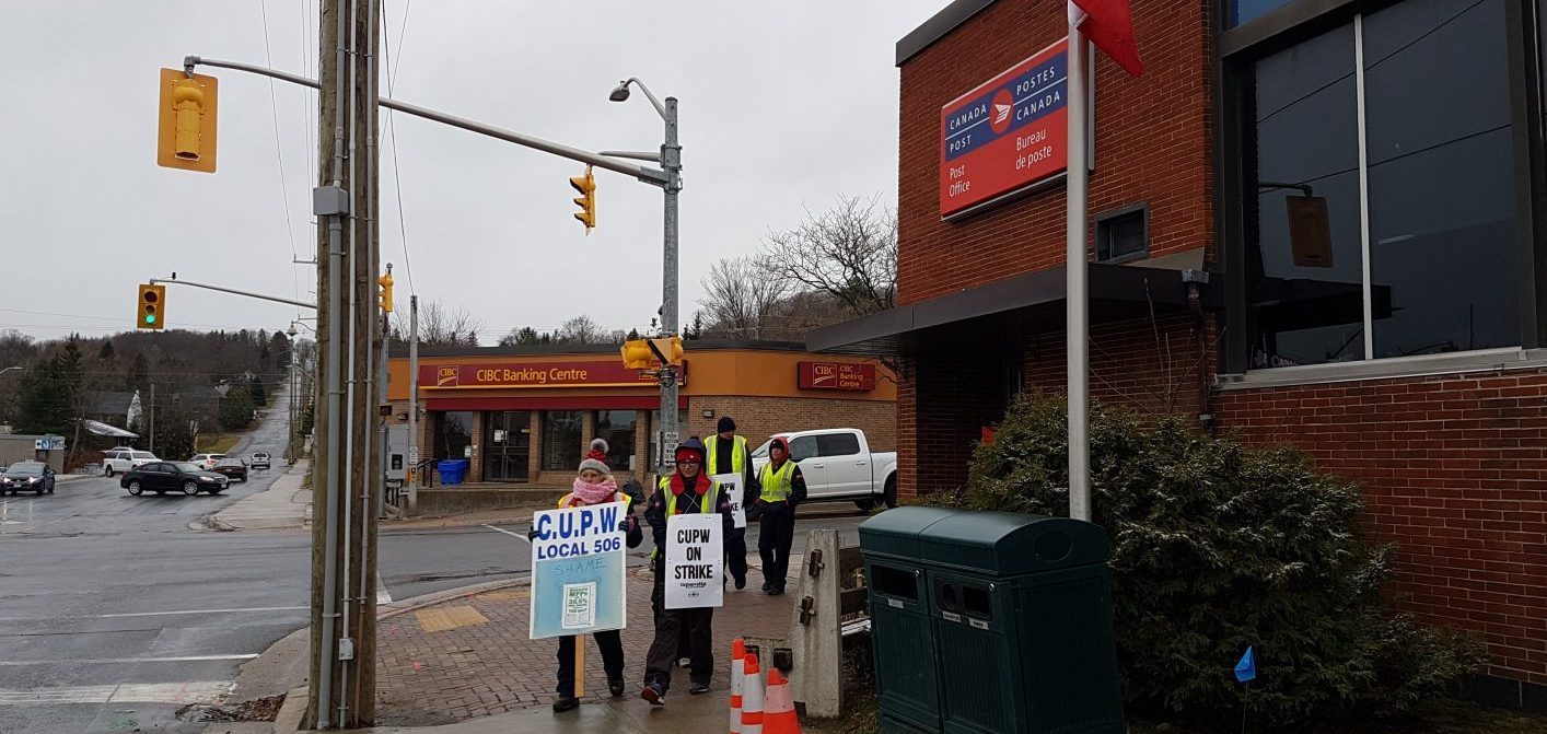 CUPW Local 506 on strike at Huntsville’s post office