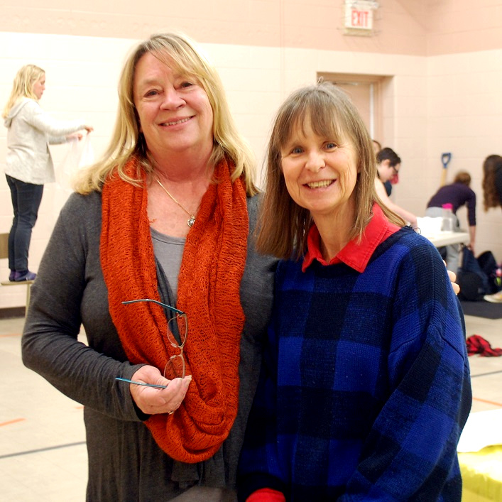 Artist Diane Thoms (left) and HFA president Carol Gibson