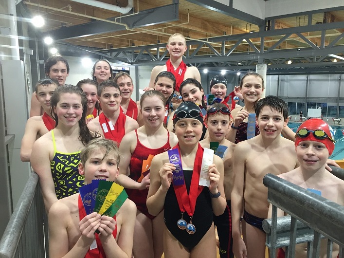All of MUSAC's regional swimmers with their awards (supplied)