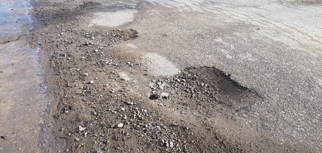 Spring pothole repairs underway, Town asks for patience