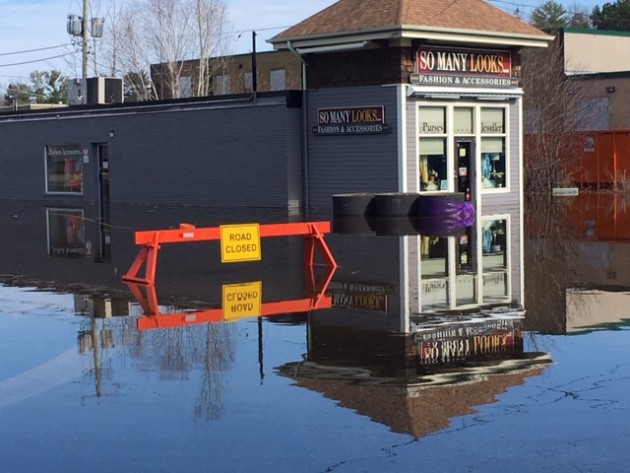 Huntsville OPP remind motorists that it is an offence to drive on a closed road