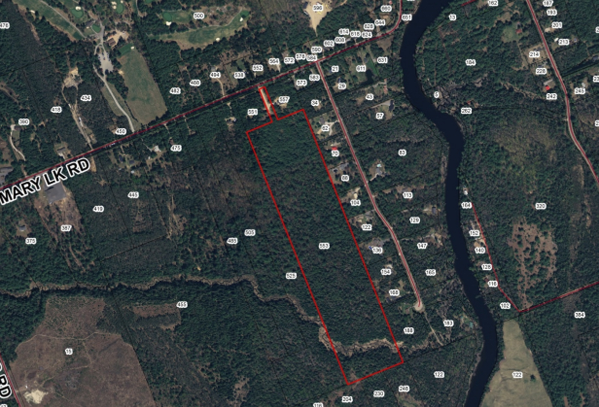 The South Mary Lake property proposed to be subdivided into 29 lots is marked in red.
