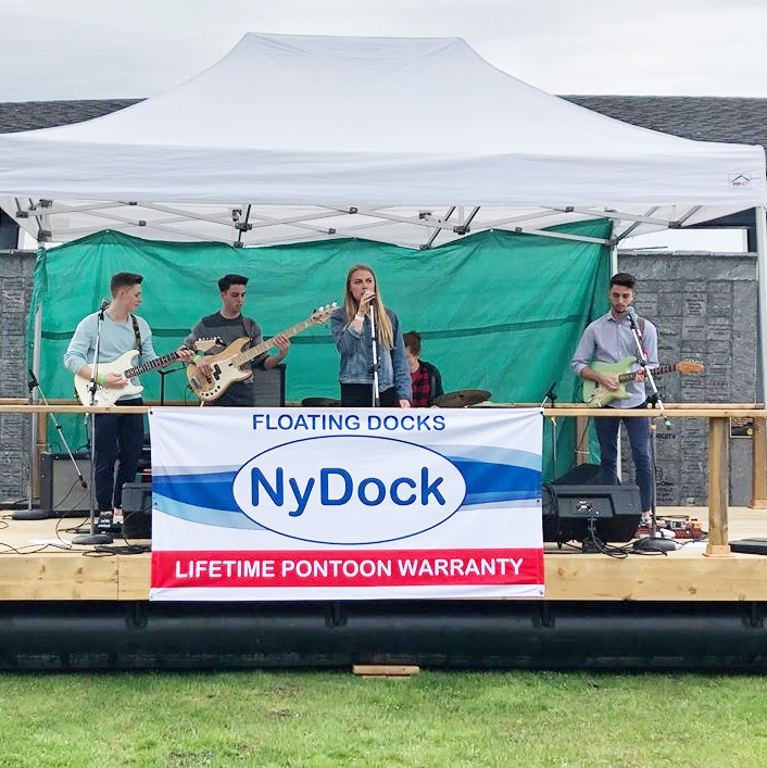 Tonic Lane, a five-piece pop cover band from Muskoka, was one of many musical acts entertaining the crowds 